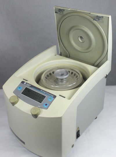 Beckman Coulter Microfuge 18 Centrifuge w/ Rotor & Lid Working Microcentrifuge