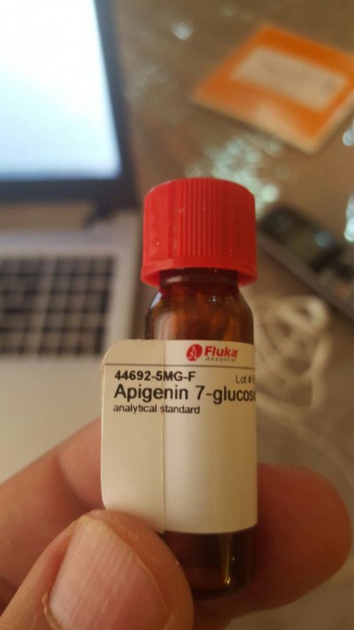 44692 Sigma-Aldrich Apigenin 7-glucoside analytical standard 5mg