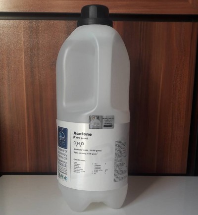 اسید فسفریک 2.5 لیتری شرکت دکتر مجللی 