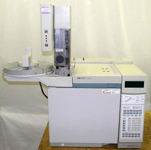 دستگاه گاز کروماتوگرافی مدل Agilent/HP 6890 ساخت آمریکا
