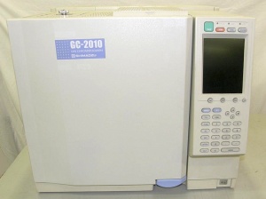 دستگاه گازکروماتوگرافی مدل Shimadzu GC-2010 ساخت شیمادزو ژاپن 
