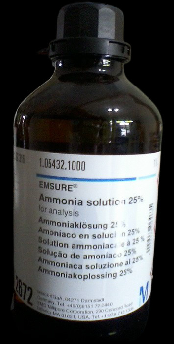 Ammonia solution 25%