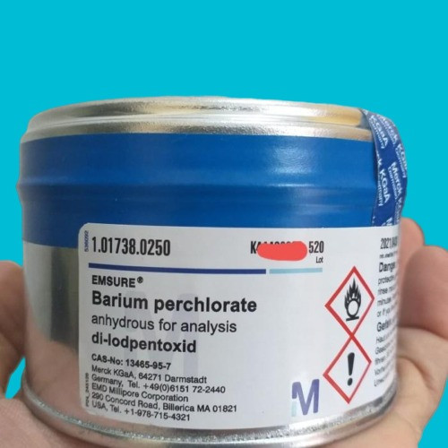 Barium perchlorate