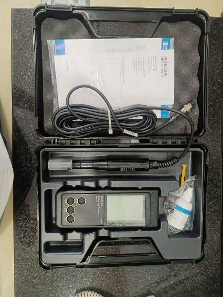 تصویر دستگاه Hanna HI9142 برای سنجش اکسیژن محلول با دقت بالا