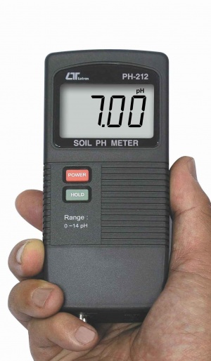 pH متر پرتابل مدل 212 لوترون تایوان جهت اندازه گیری pH خاک