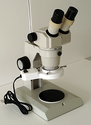 استریو میکروسکوپ مدل SMZ1 ساخت شرکت نیکون 